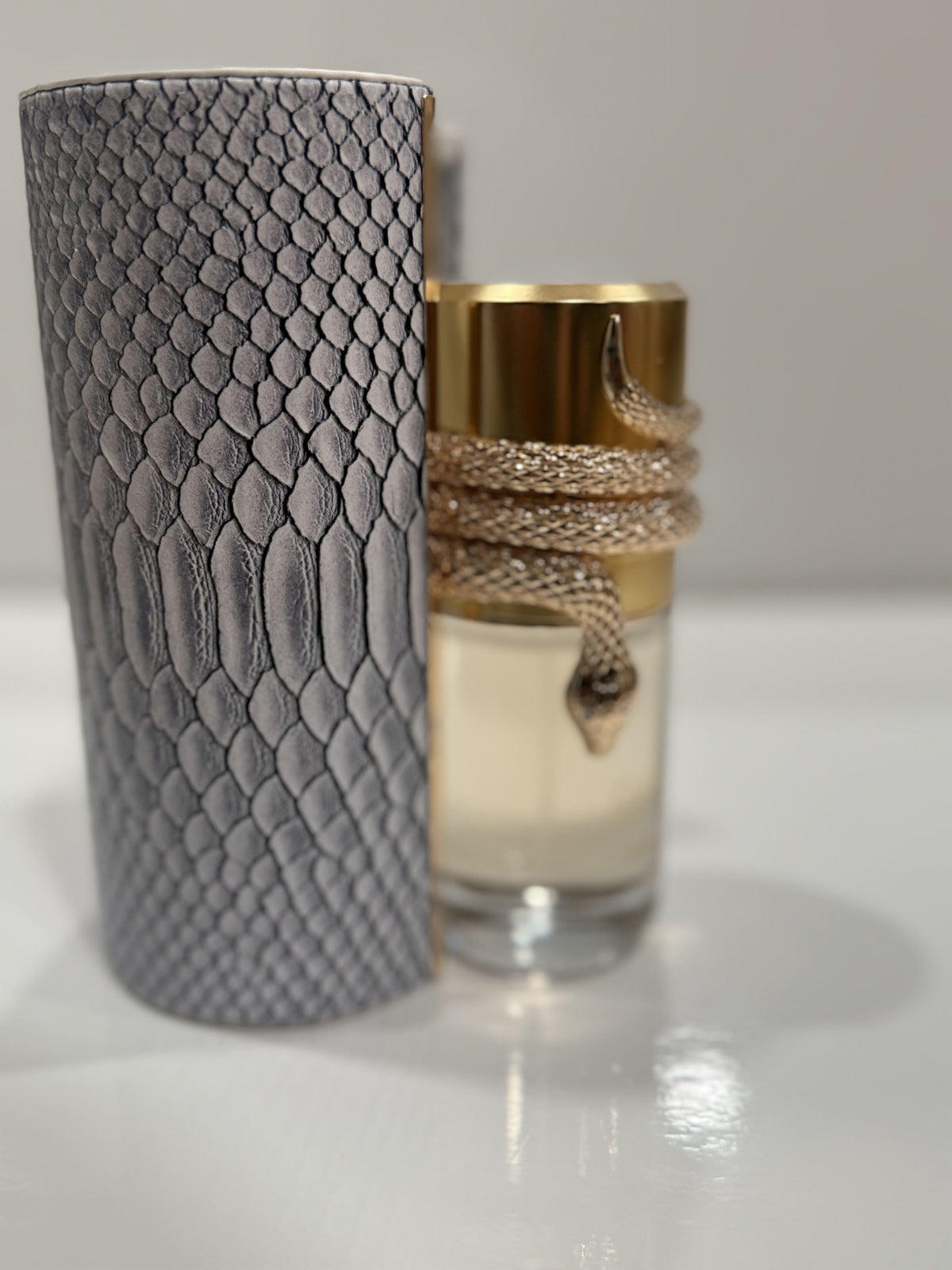 LATTAFA MUSSAMAM WHITE INTENSE U (EDP)